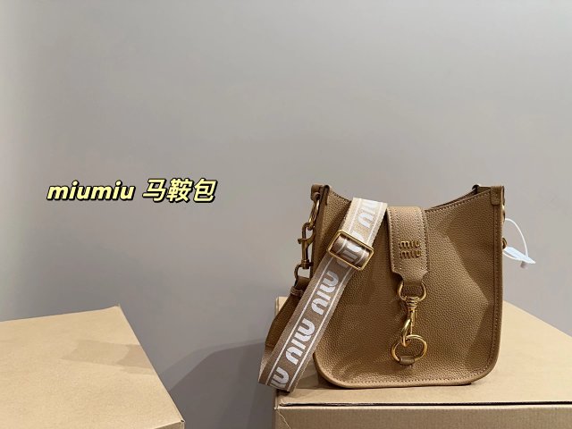 Miumiu: seller detail photo 7