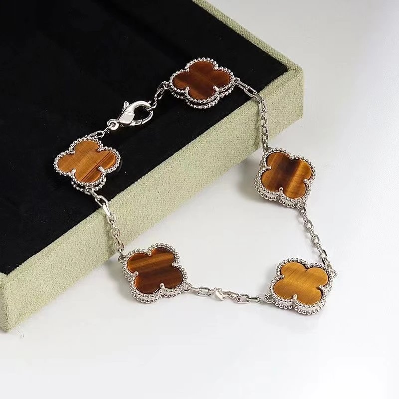 Van Cleef & Arpels Necklace