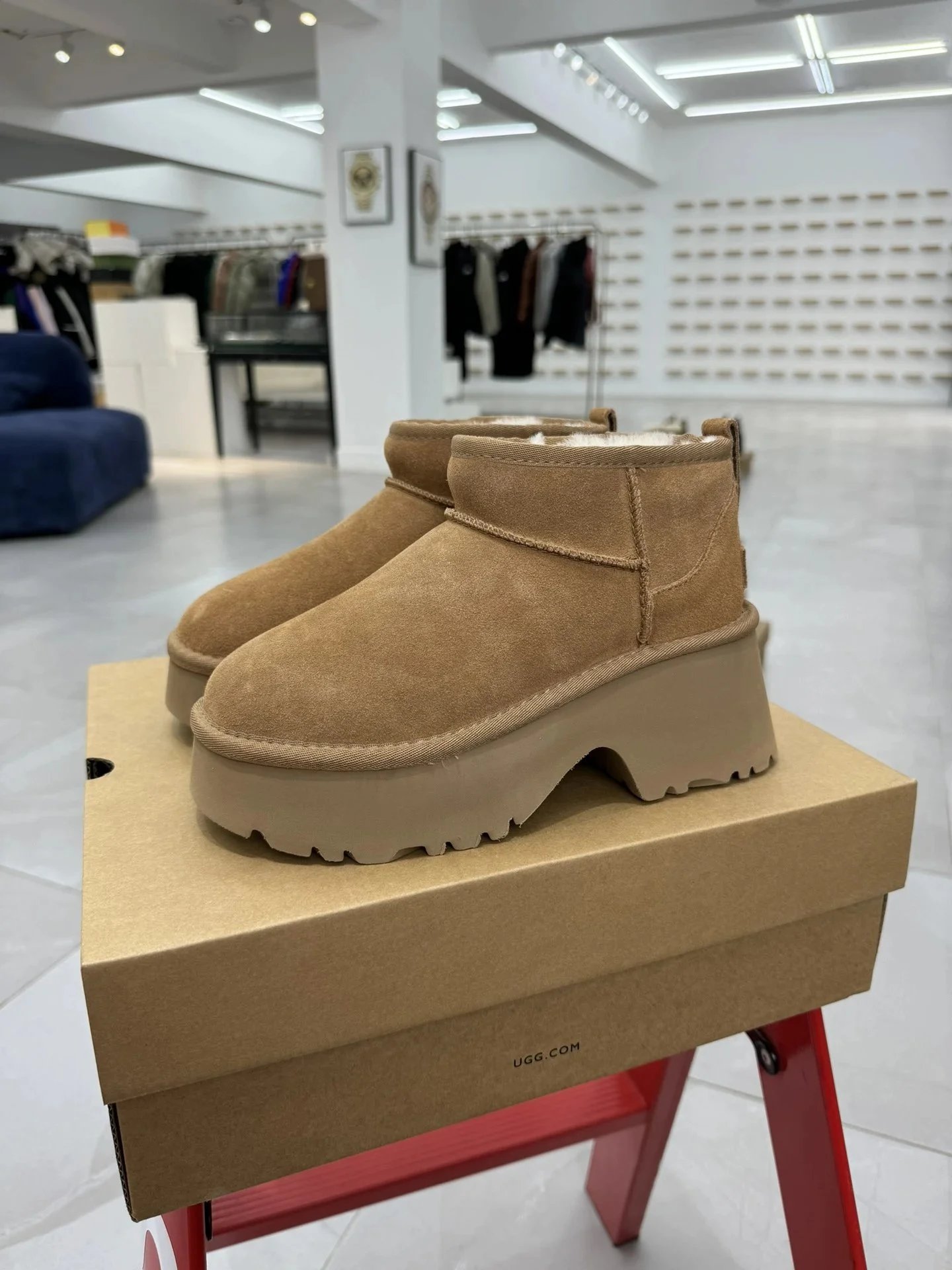 Product view 33