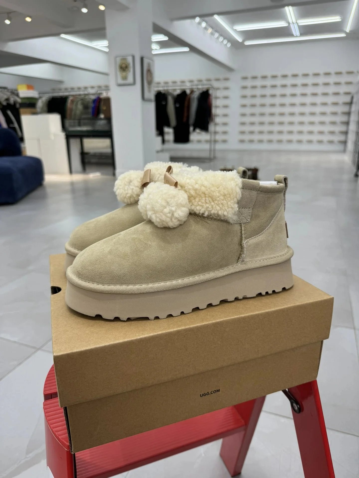 Product view 27