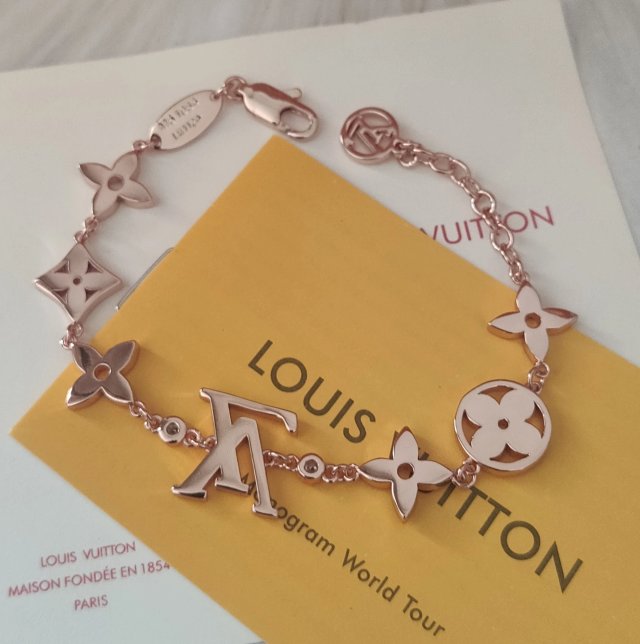 LV Louis Vuitton Bracelet: seller detail photo 1