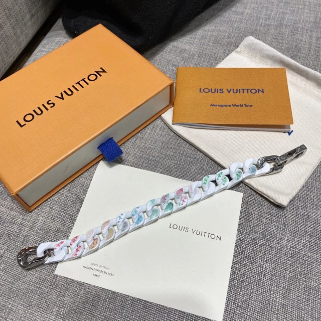 LV Louis Vuitton Bracelet: seller detail photo 10