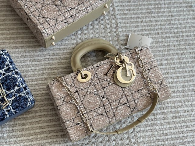 Dior Crossbody Bag: seller detail photo 7