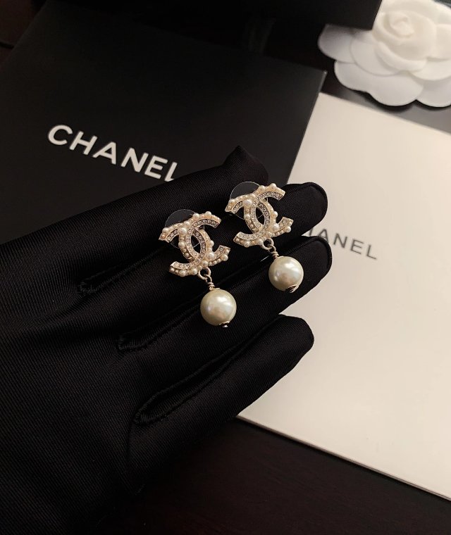 Multi-brand Earrings: seller detail photo 14