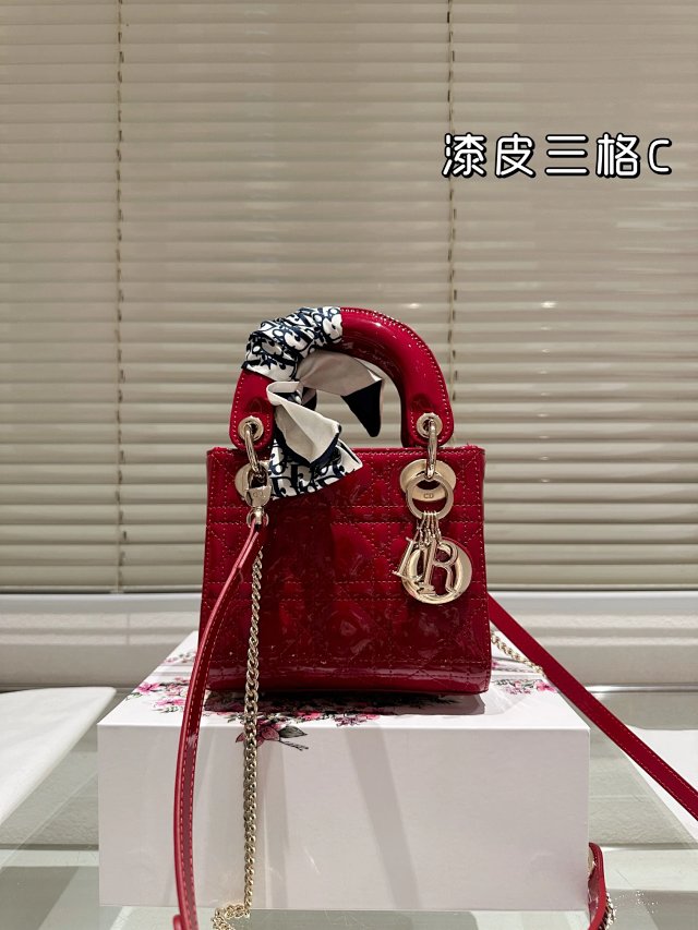 Lady Dior: seller detail photo 10