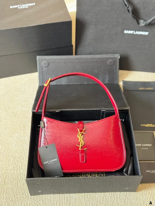 Saint Laurent Shoulder Bags Cassandre Logo Bag product detail image 2