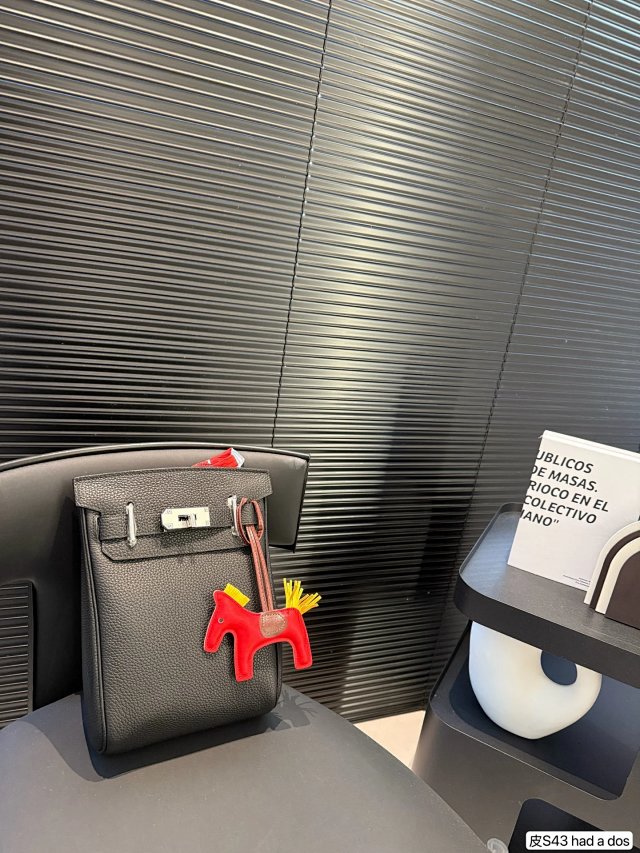 Hermès Handbag: seller detail photo 2