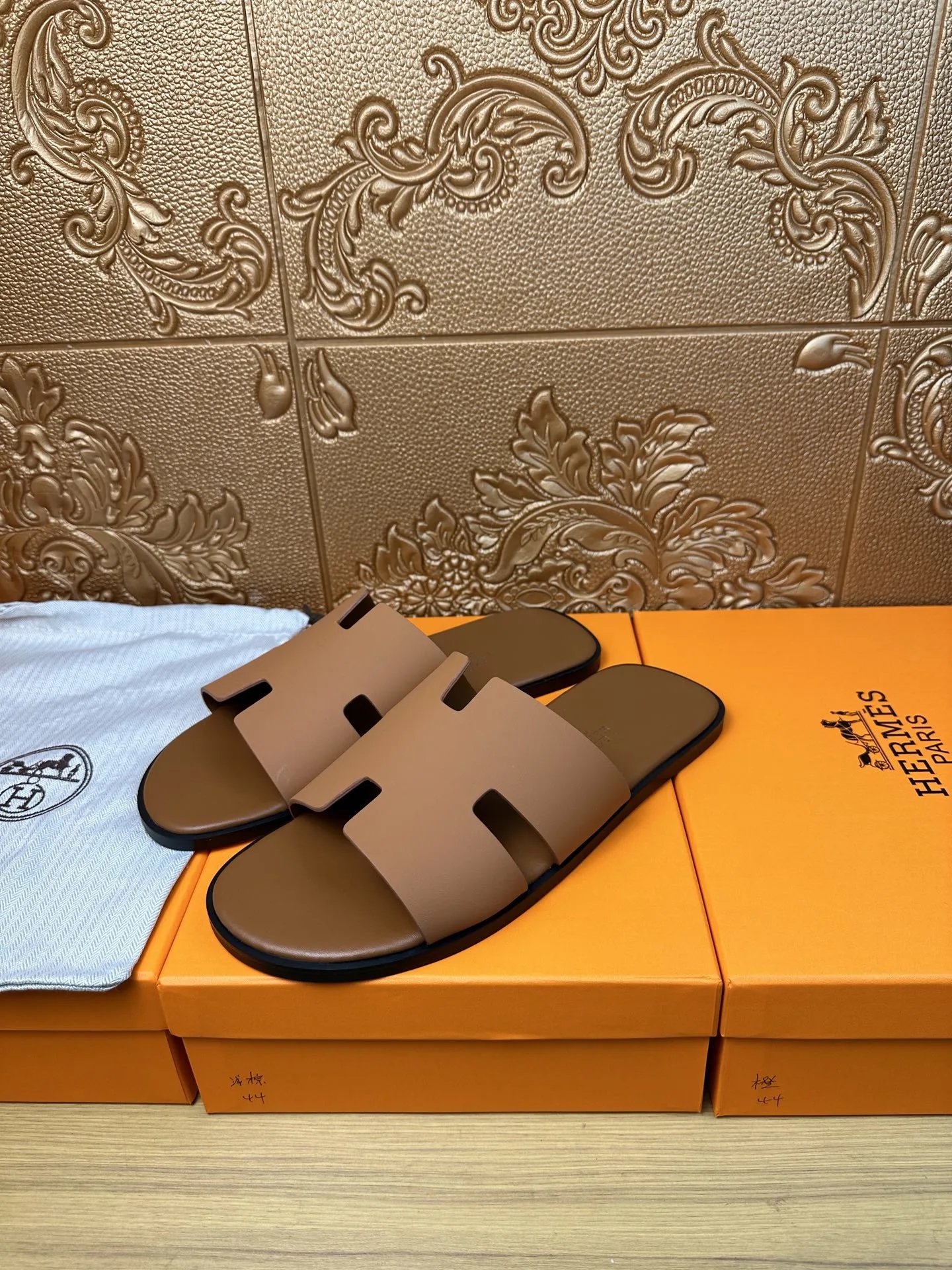 Hermes Oran Leather Gold