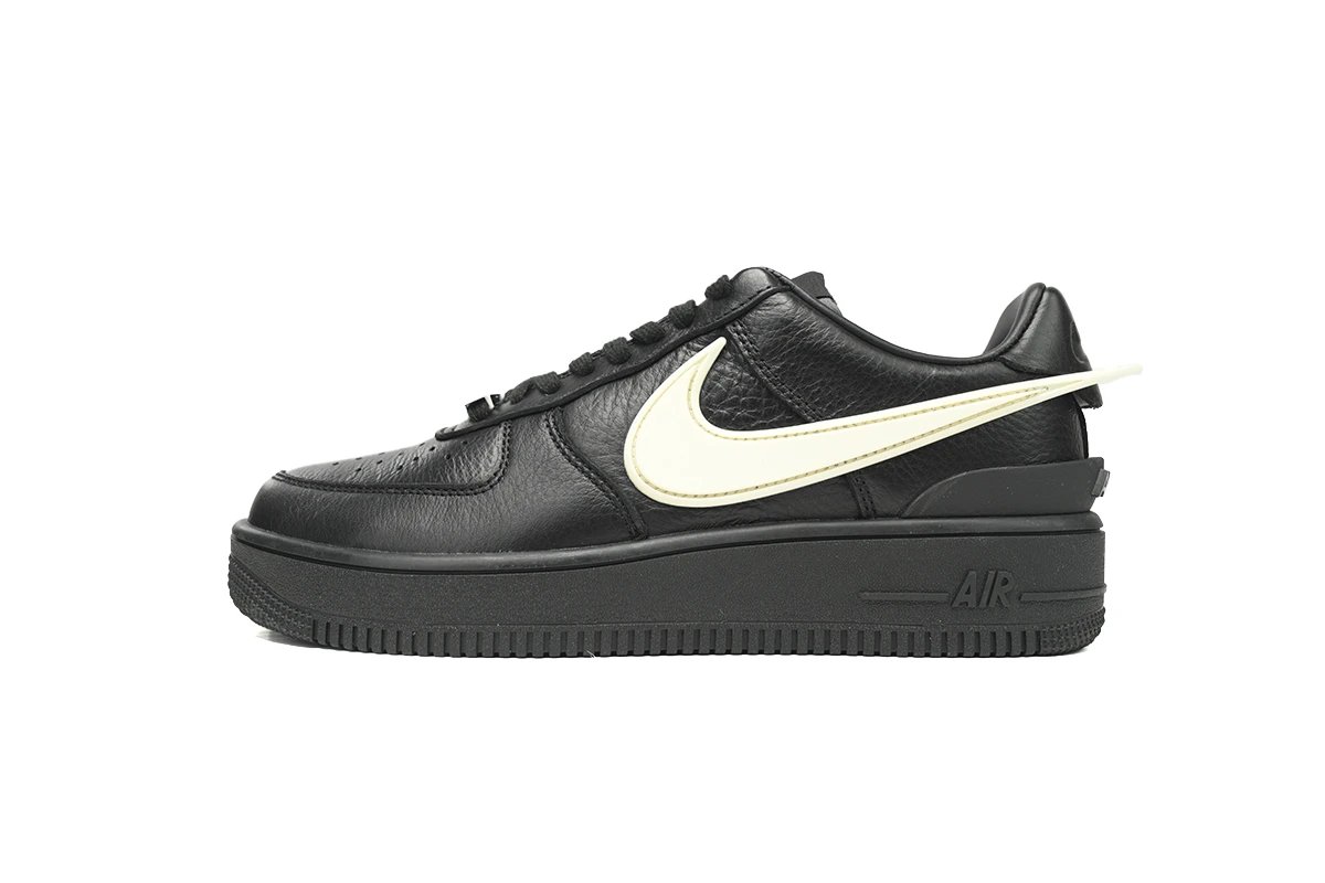 Nike Air Force 1 (29 Colorways) foto 3