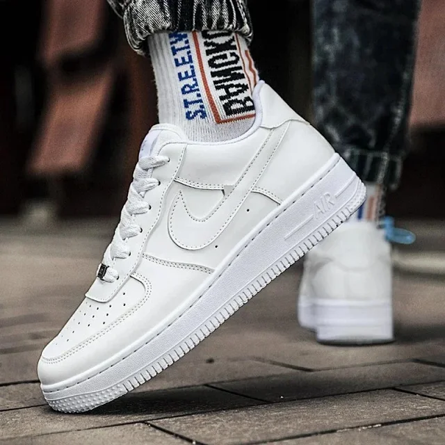 Nike Sneakers Low-Top Swoosh product detail image 2