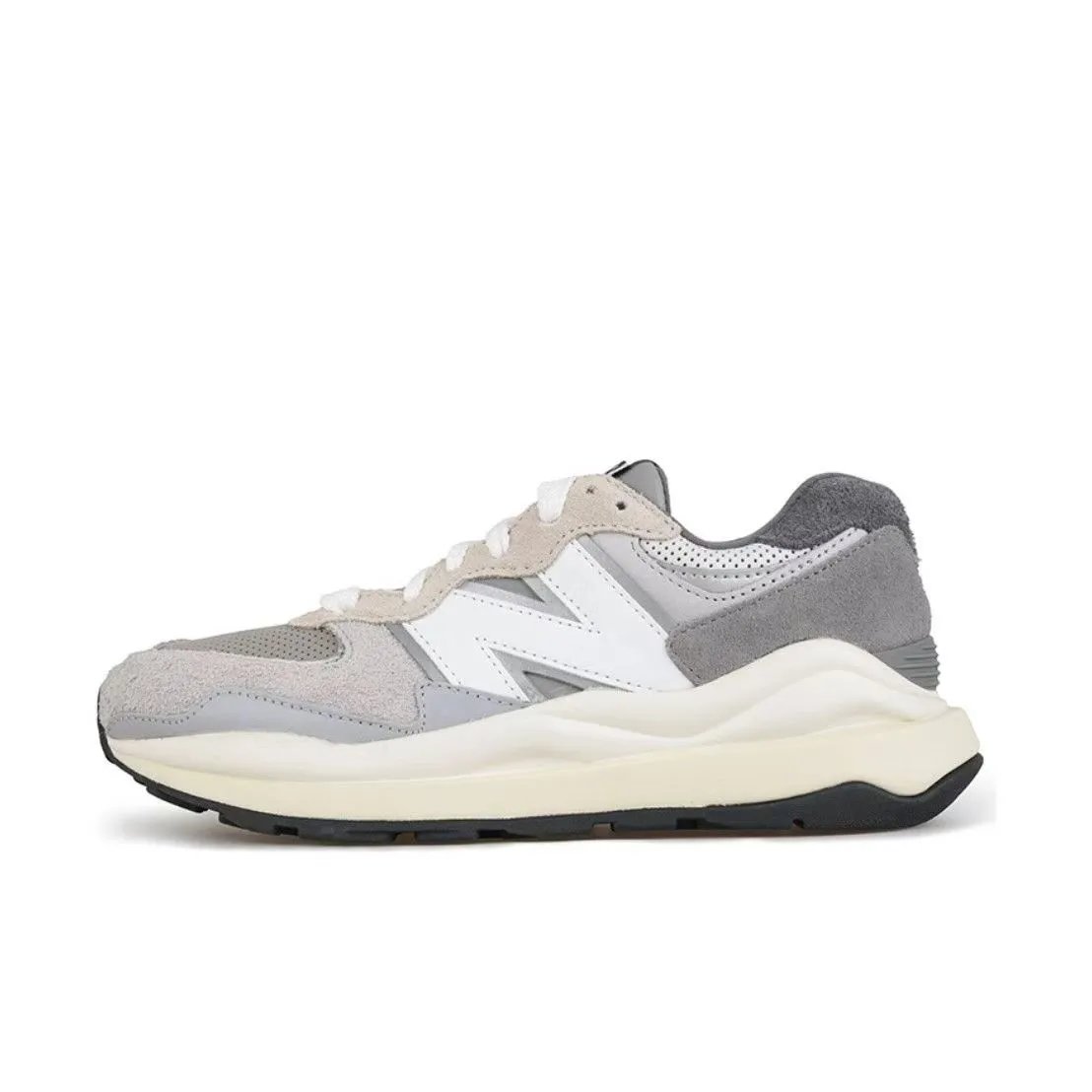 New Balance 574 Classic Low-Top Running Shoe