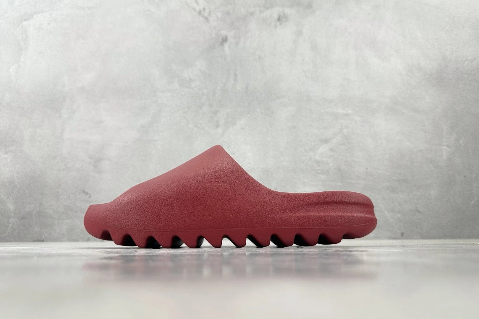 Crimson Red ID5988