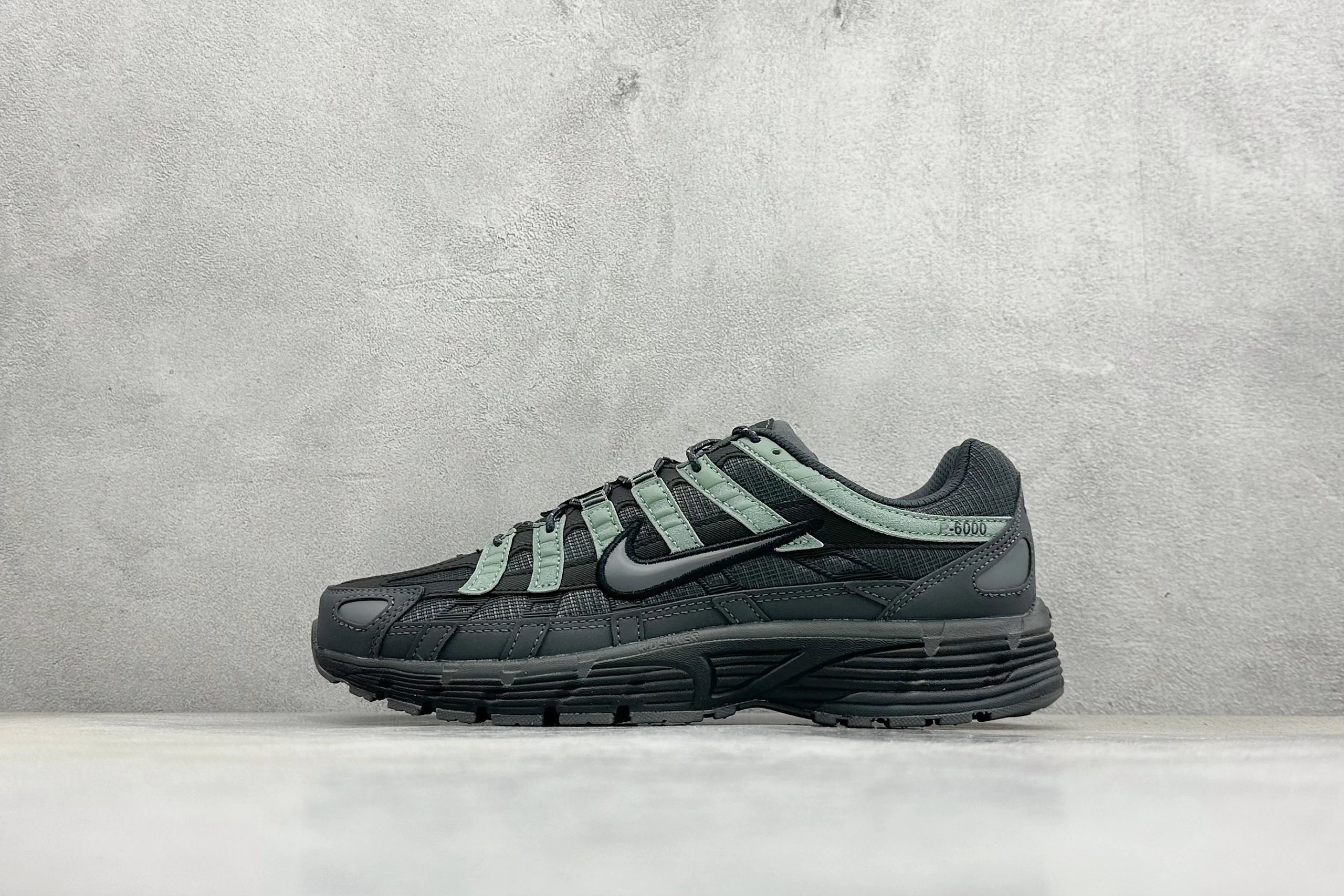 Nike P-6000 Anthracite Sea Glass FJ4738-001