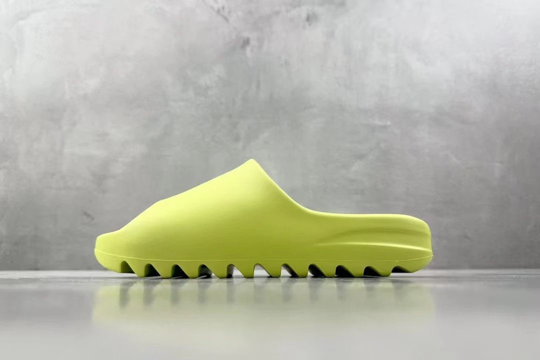 Apple Green HQ6447