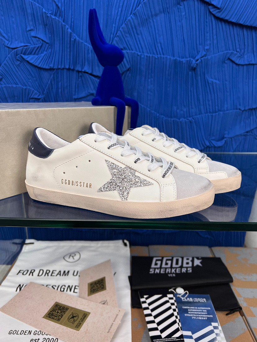 R board shoes