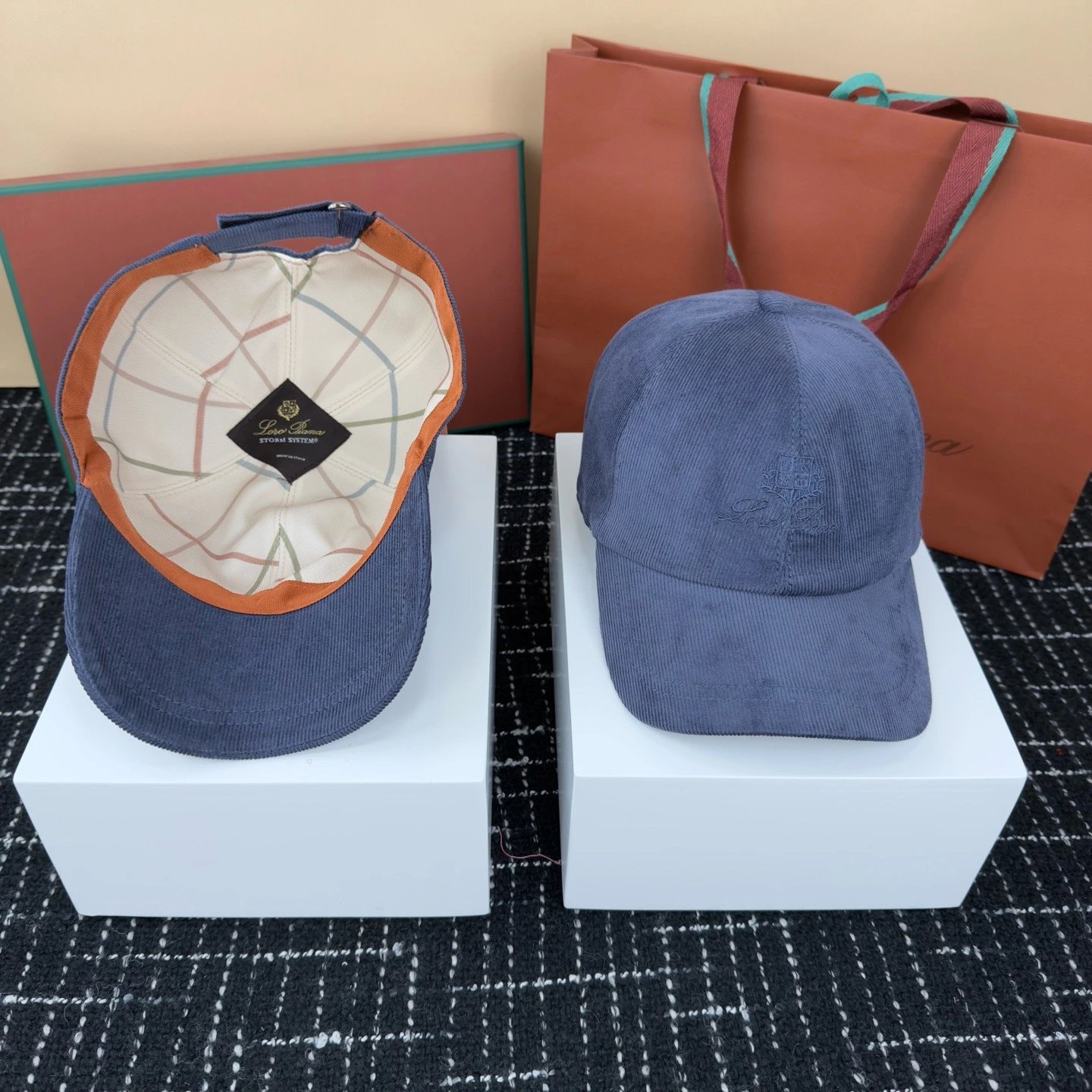 Product view 17