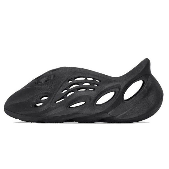 Yee Crocs (Black)