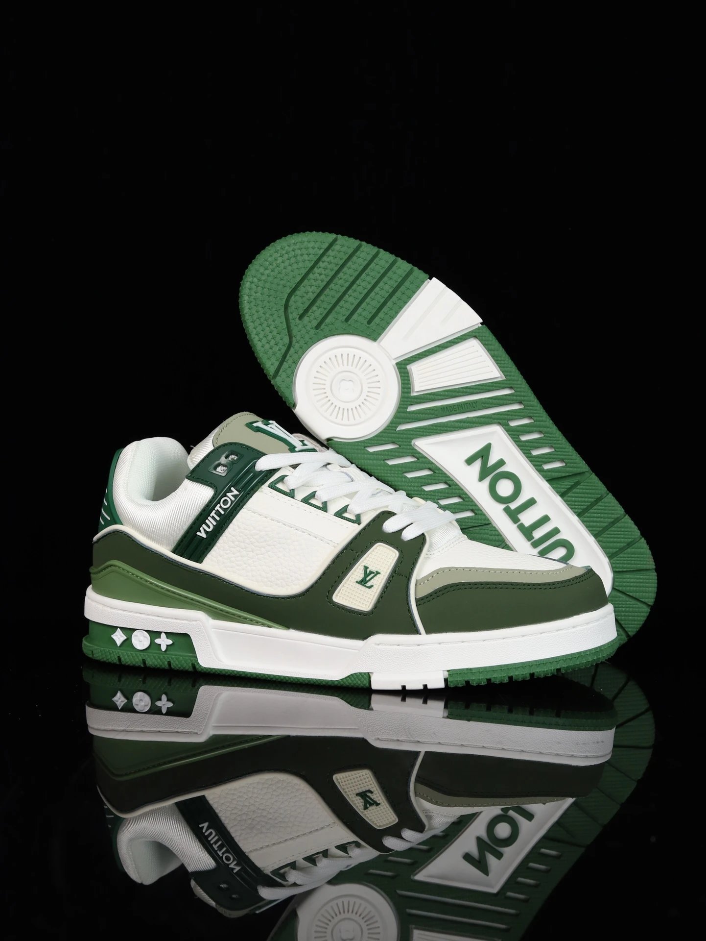 Louis White Ink Green