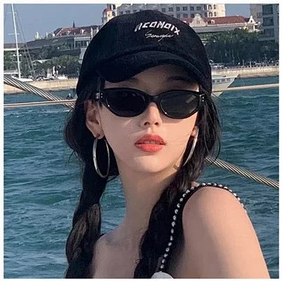 Unbranded Eyewear Assorted black sunglasses styles product detail image 15