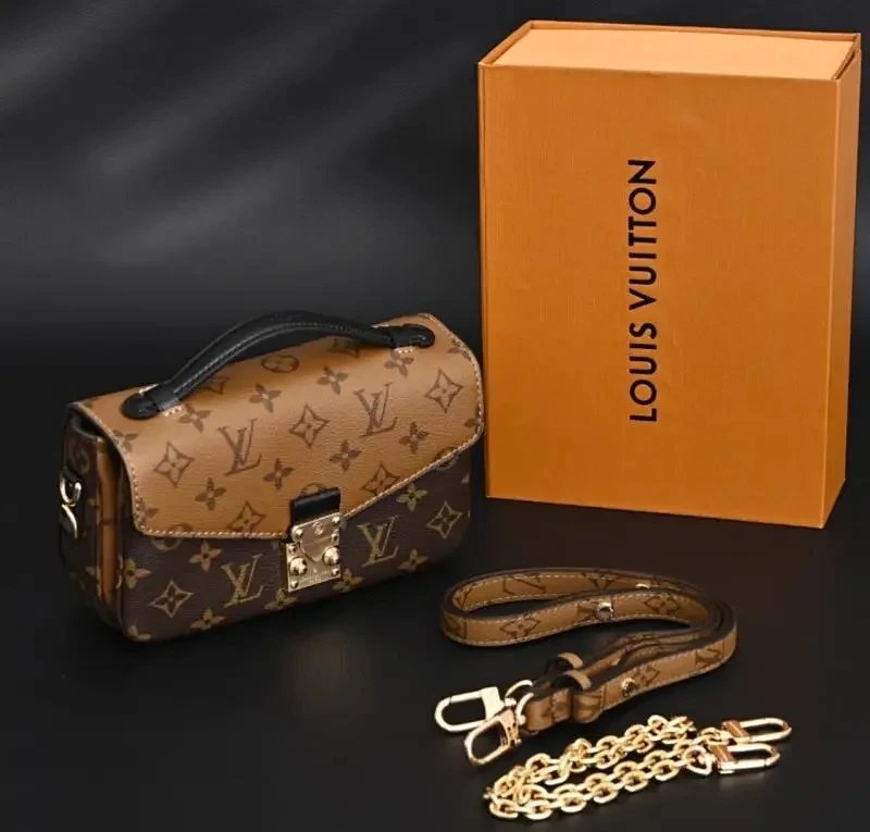 LV Postman: 21.5 * 13 * 6