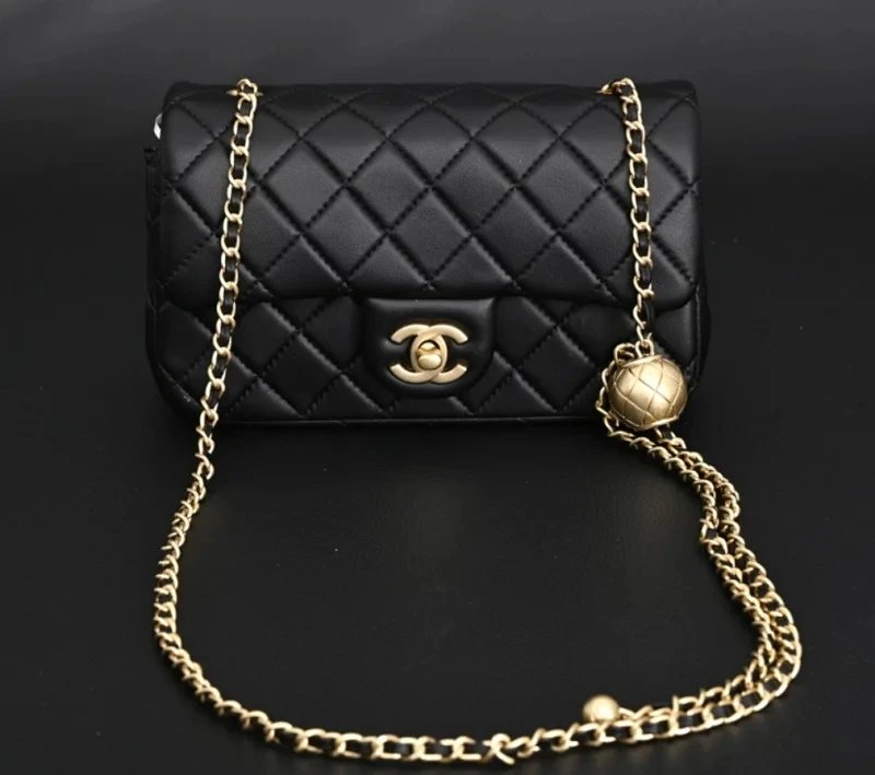 CHANEL Little Golden Ball: 20 * 7 * 12