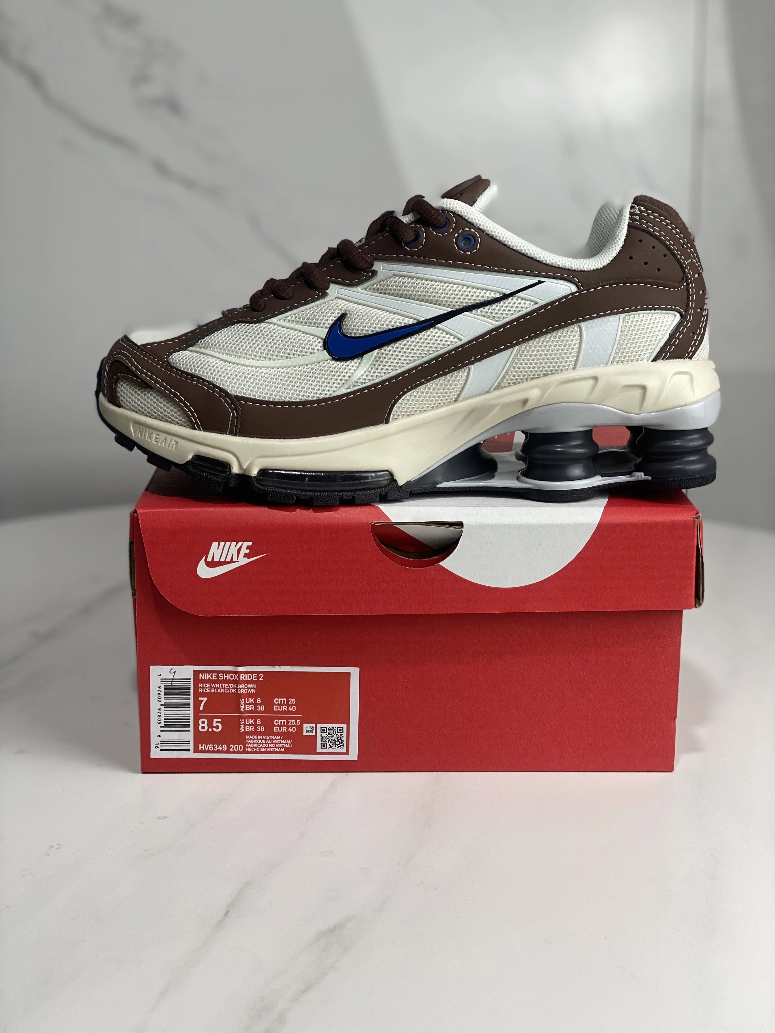 Beige/White HV6349-200