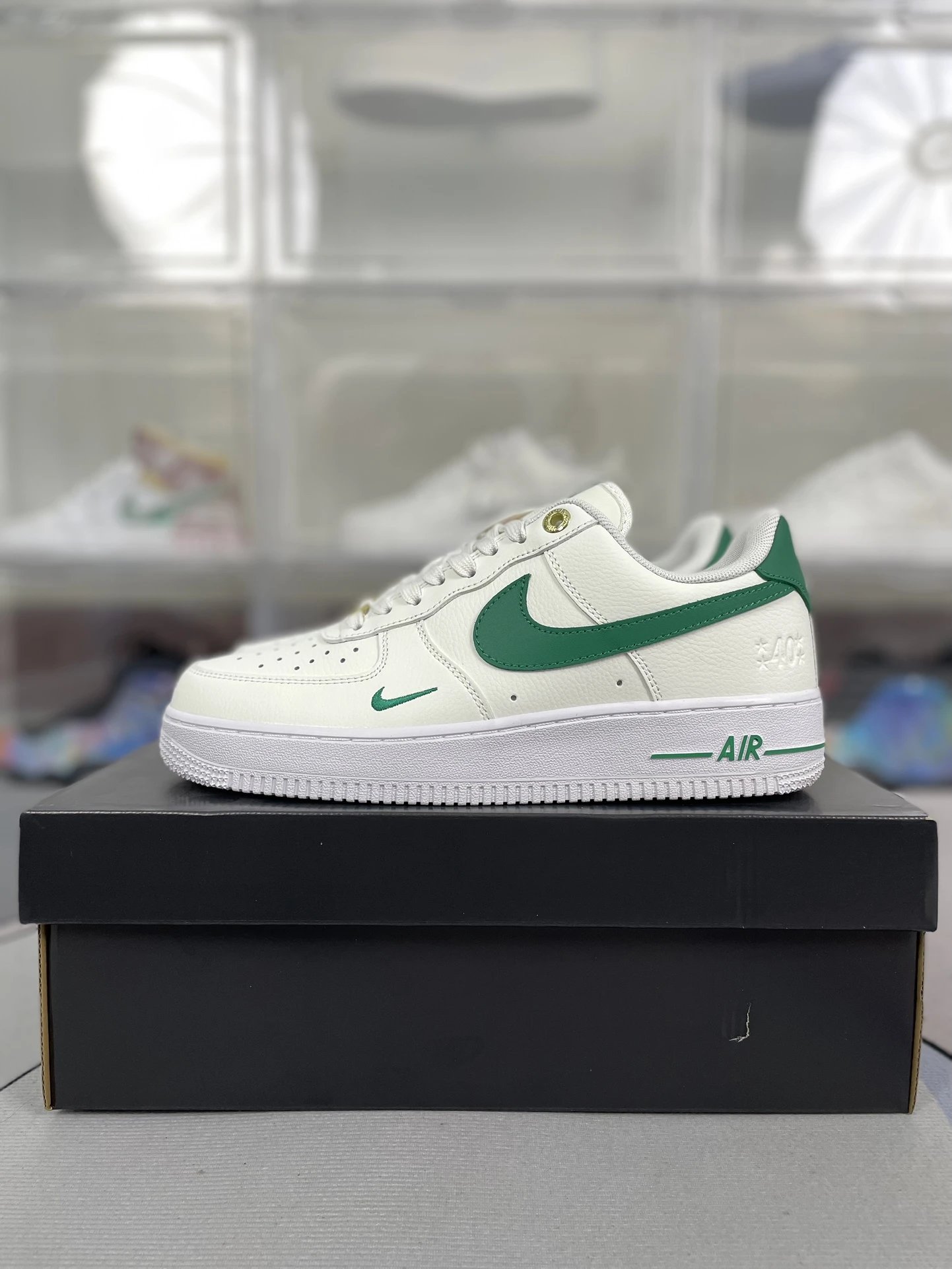 SE 40th Anniversary Rice White Green