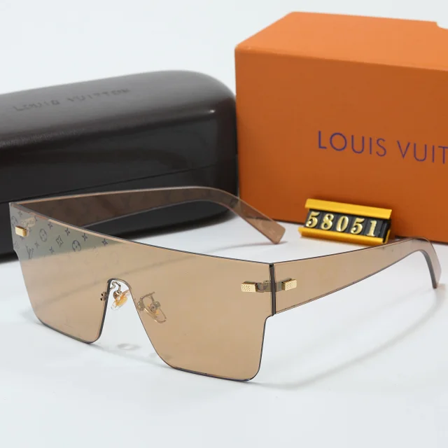 Louis Vuitton Multiple sunglasses styles product detail image 19