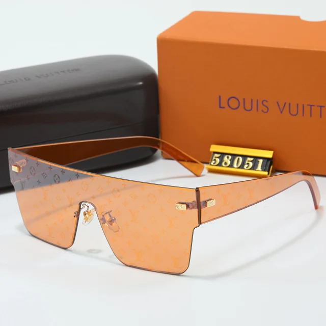 Louis Vuitton Multiple sunglasses styles product detail image 21