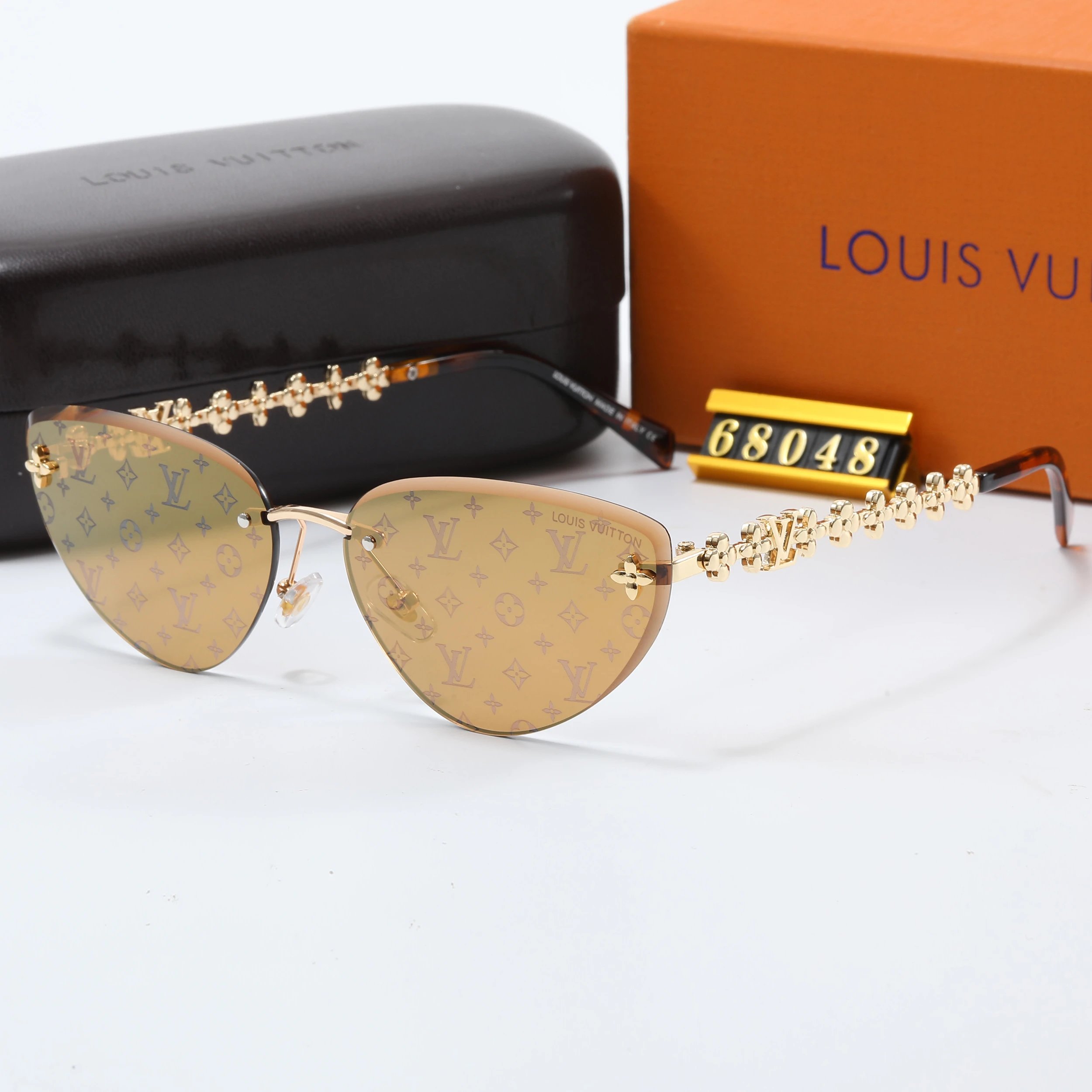 Louis Vuitton Aviator Sunglasses Black Gradient Lens - 14