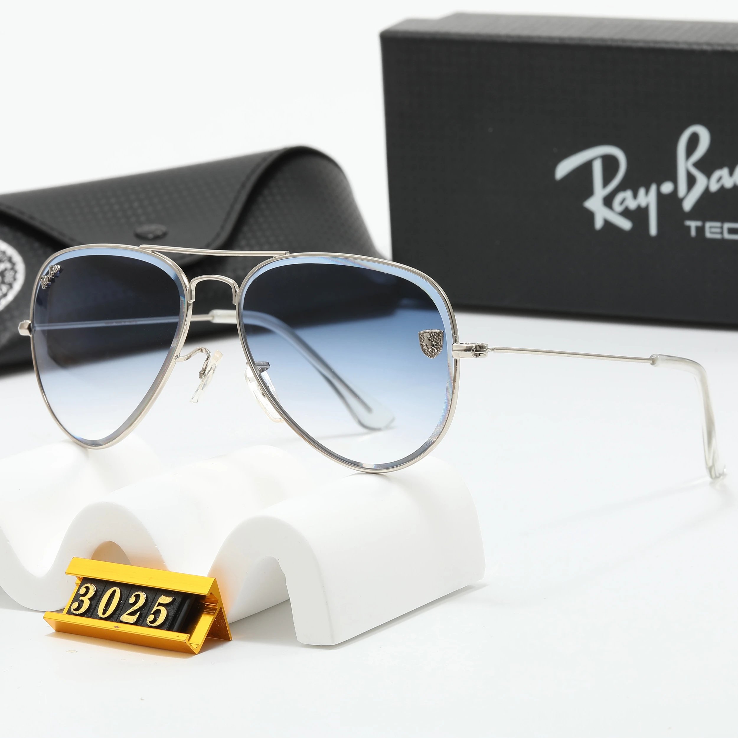 Ray-Ban Aviator Gradient Pink-Gold Sunglasses - 18
