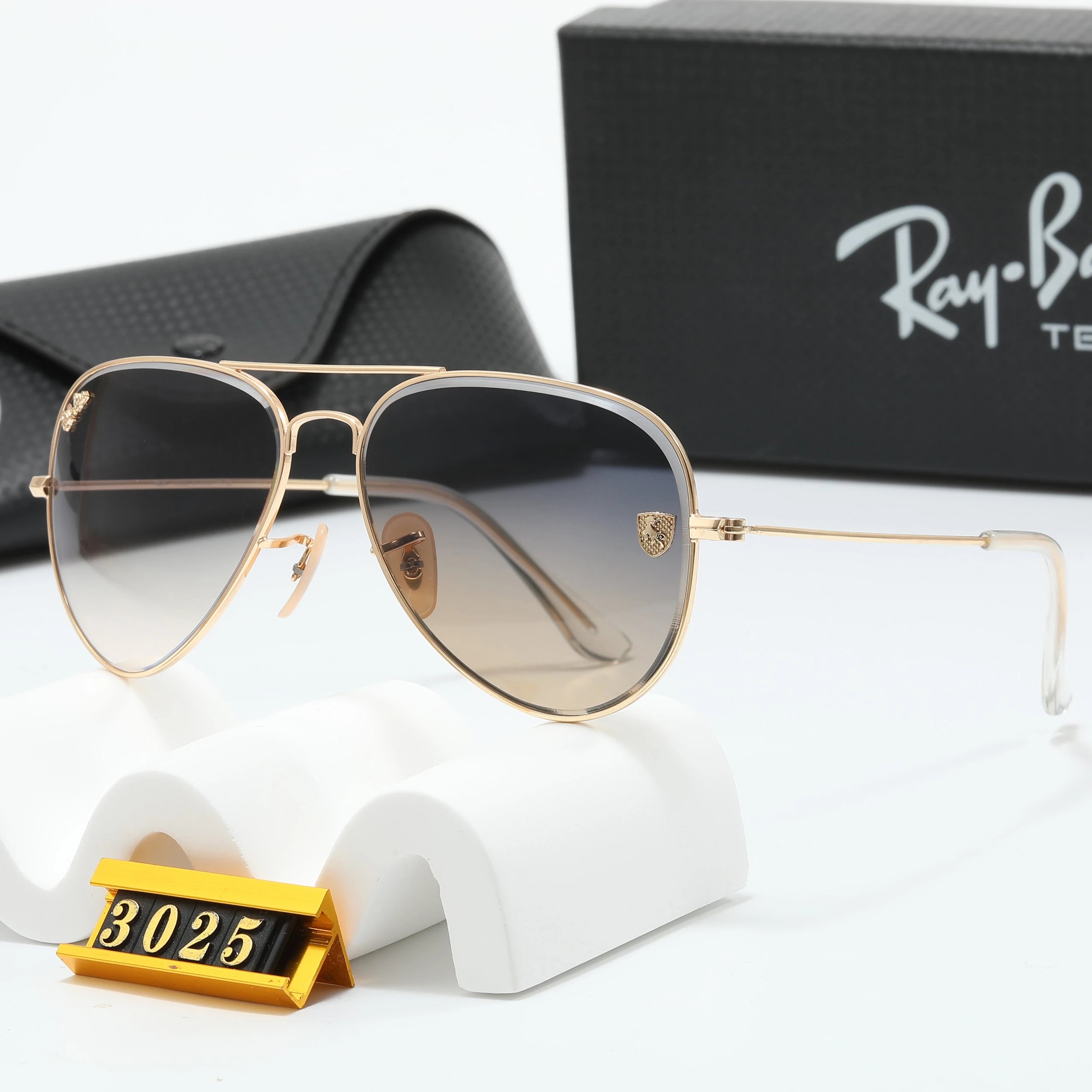 Ray-Ban Aviator Gradient Pink-Gold Sunglasses - 17