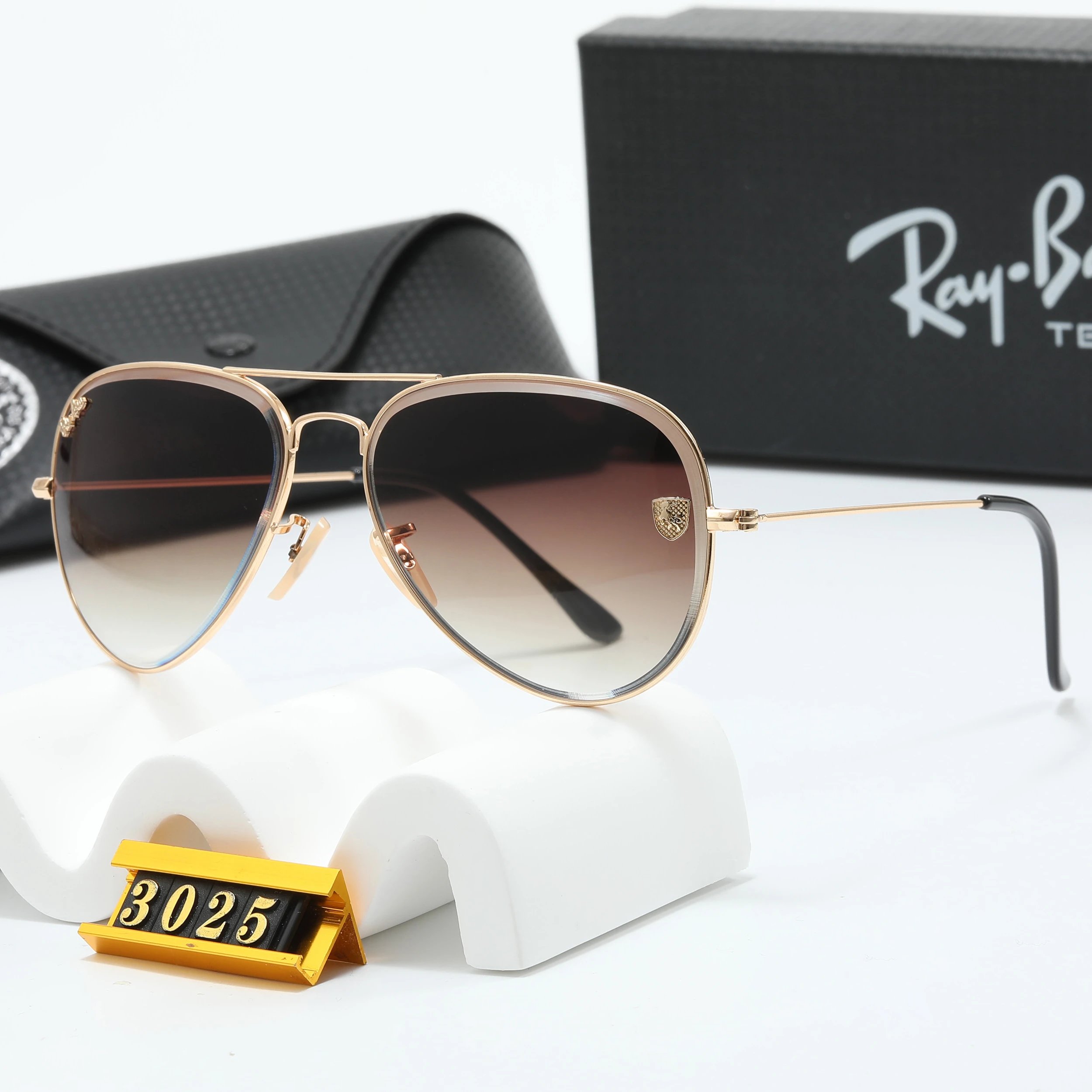 Ray-Ban Aviator Gradient Pink-Gold Sunglasses - 16