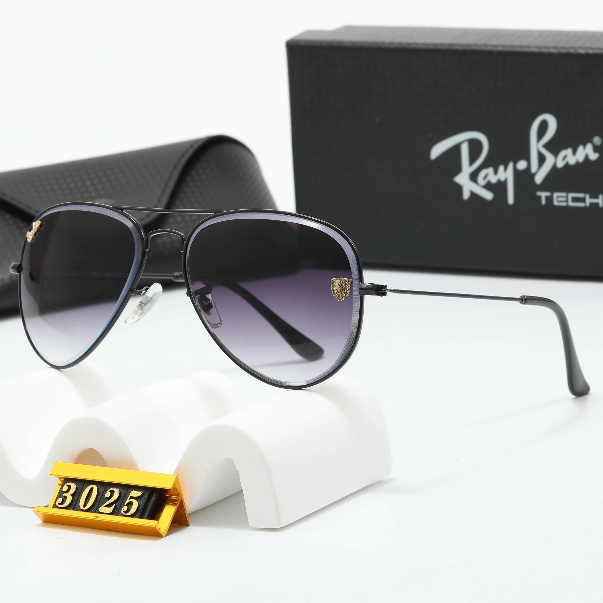 Ray-Ban Aviator Gradient Pink-Gold Sunglasses - 21