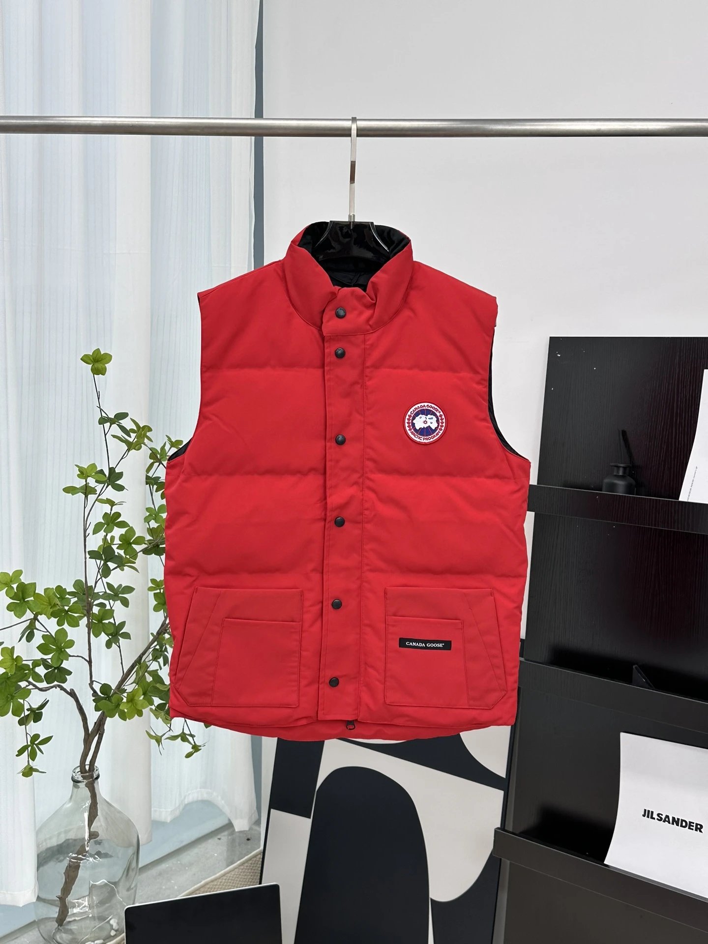 Vest - Red