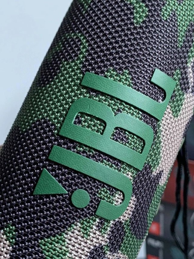 JBL flip 6: seller detail photo 9