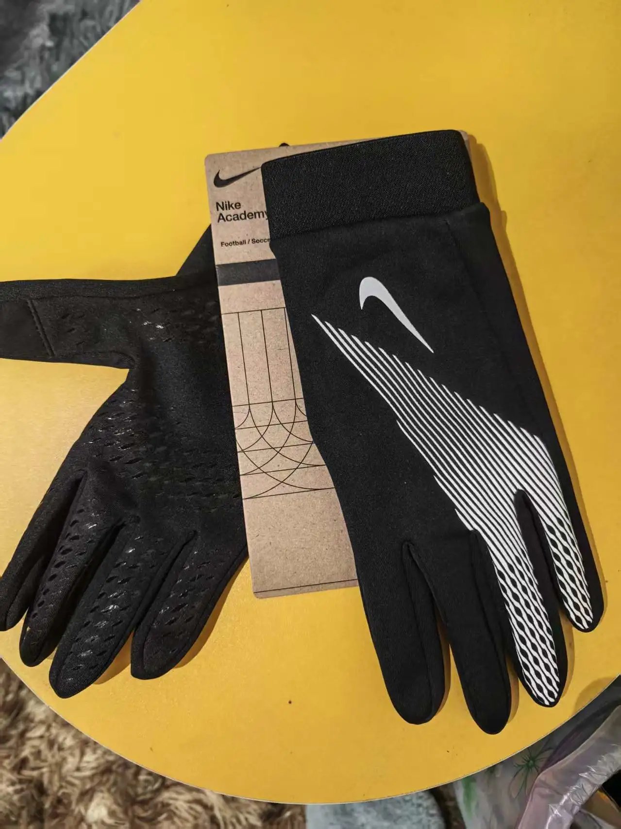 Gloves 2
