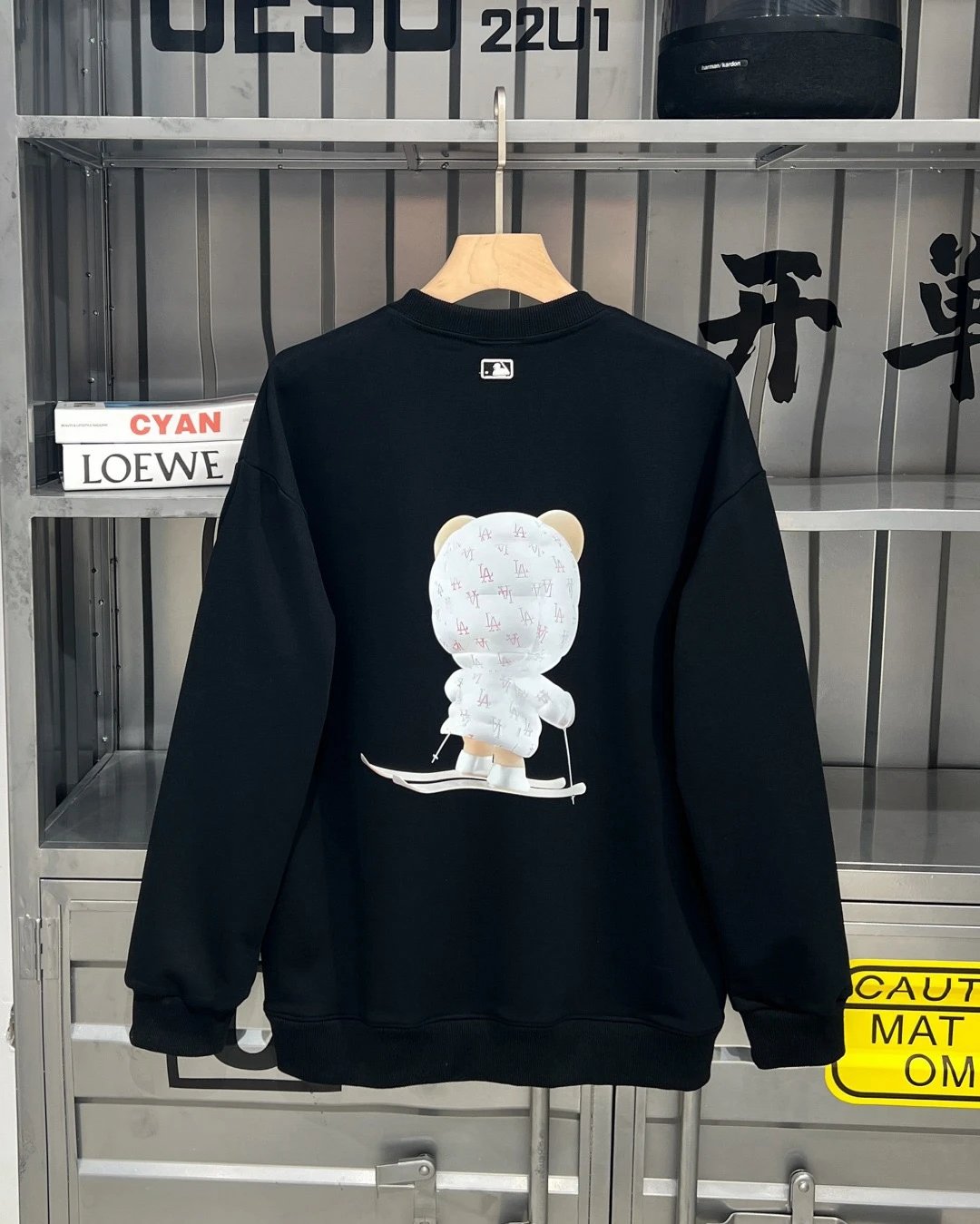 Product view 33