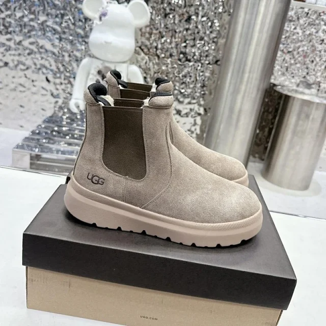 UGG Boots Suede Chelsea product detail image 4