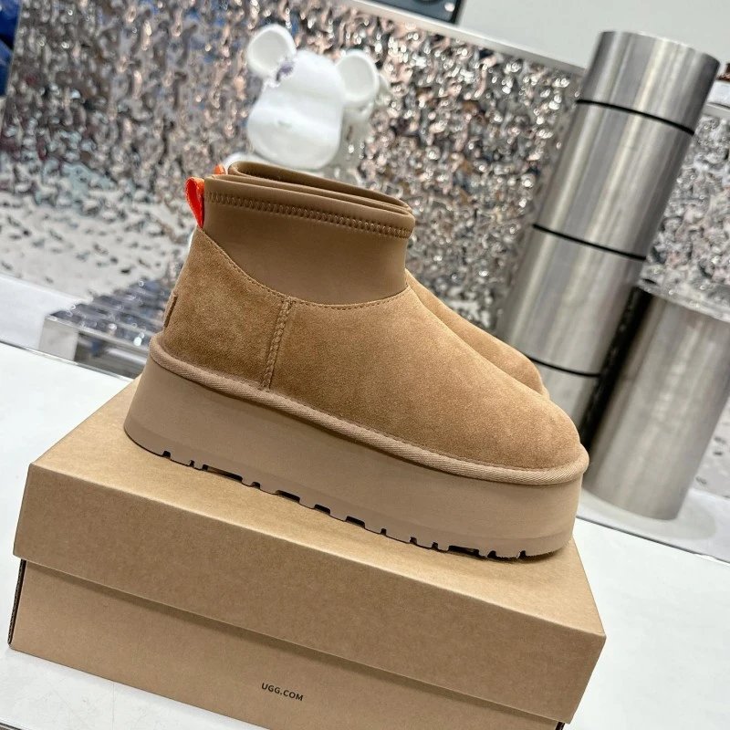 UGG Boots Platform shearling-lined — 4
