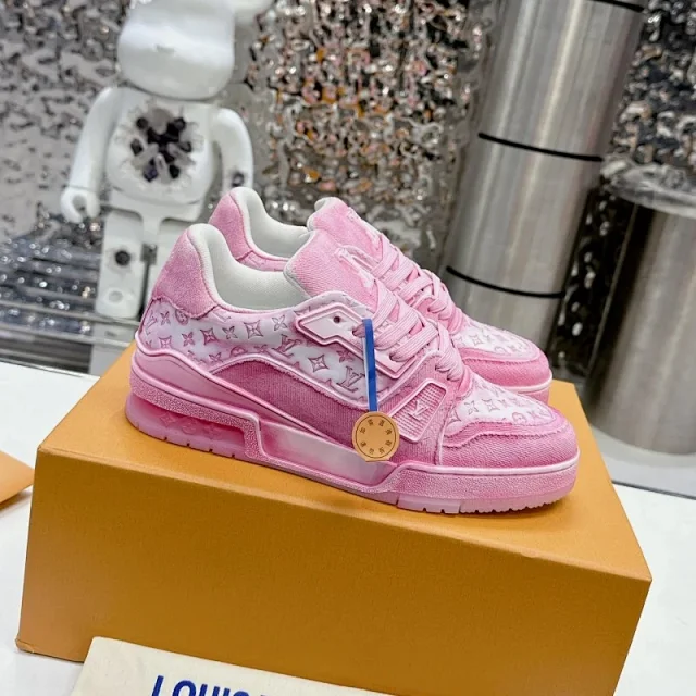 Louis Vuitton Sneakers LV Trainer low-top product detail image 14
