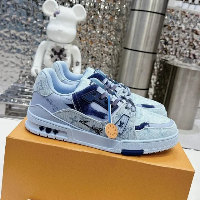 Louis Vuitton Sneakers LV Trainer low-top product detail image 28