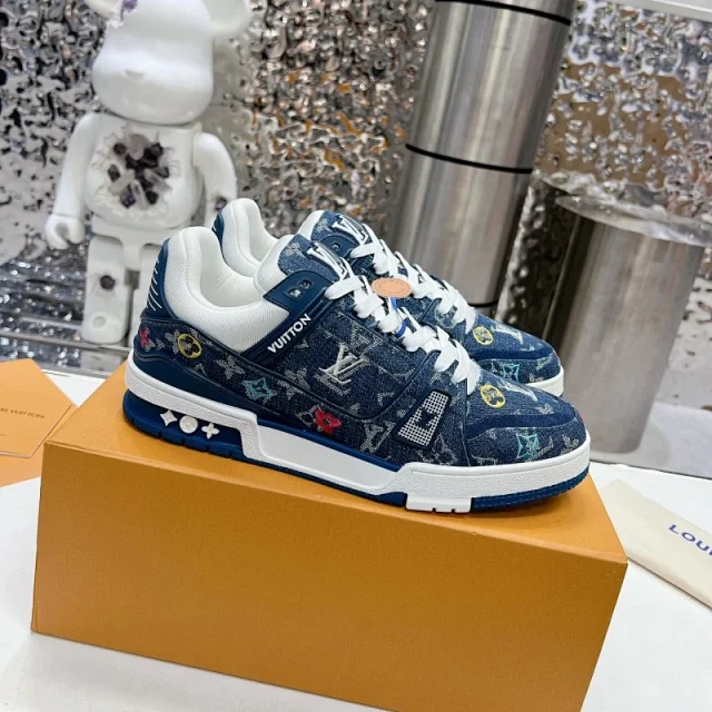 Louis Vuitton Sneakers LV Trainer low-top product detail image 12