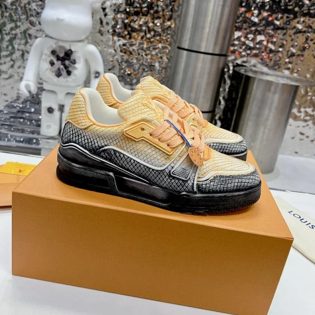 Louis Vuitton Sneakers LV Trainer low-top product detail image 34