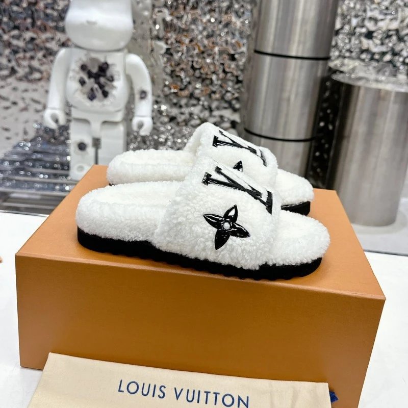 Louis Vuitton Slippers Faux-fur monogram — 7