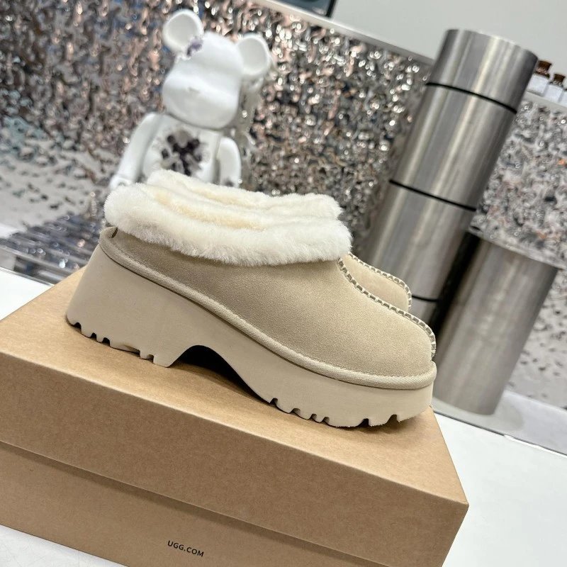 UGG Boots Platform shearling-lined — 8