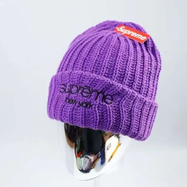 Supreme Embroidered Logo Beanie Black - 13