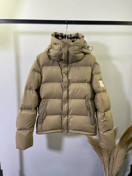 Burberry Hooded Down Vest Black - 20