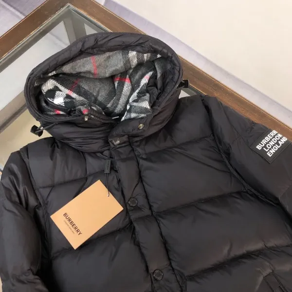 Burberry Hooded Down Vest Black - 10