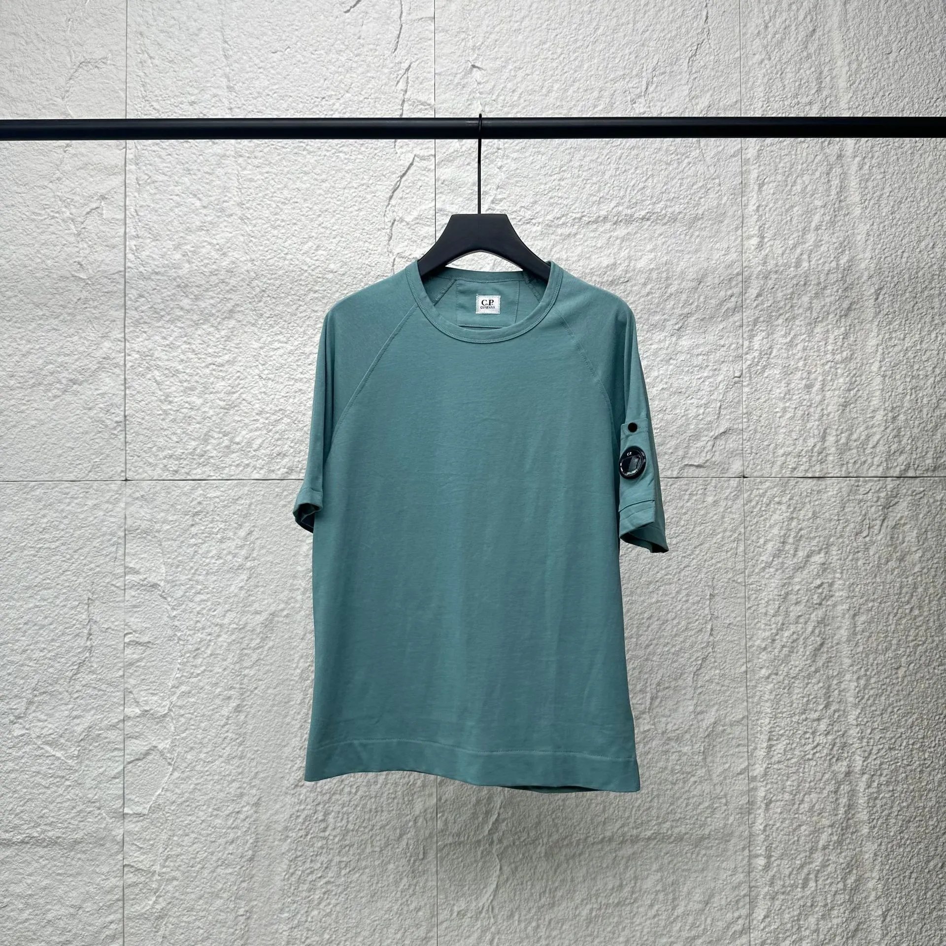 C.P. Company T-Shirts Lens sleeve pocket raglan T-shirt — BB-013